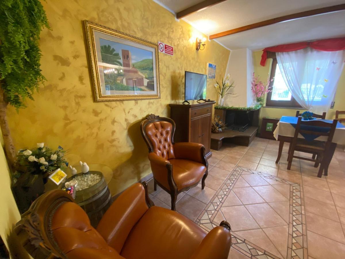 B&B La Dea Hestia Bosa Exterior foto